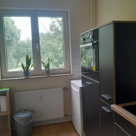 Schone 2 Zimmer Apartment *
